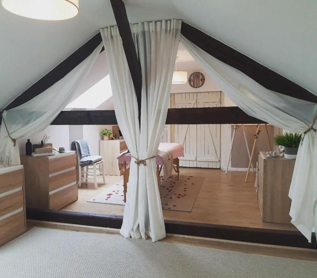 Le Sablon - Appartement Bien-Etre, Spa & Massages A 20Mn De Reims Centre Unchair Bagian luar foto